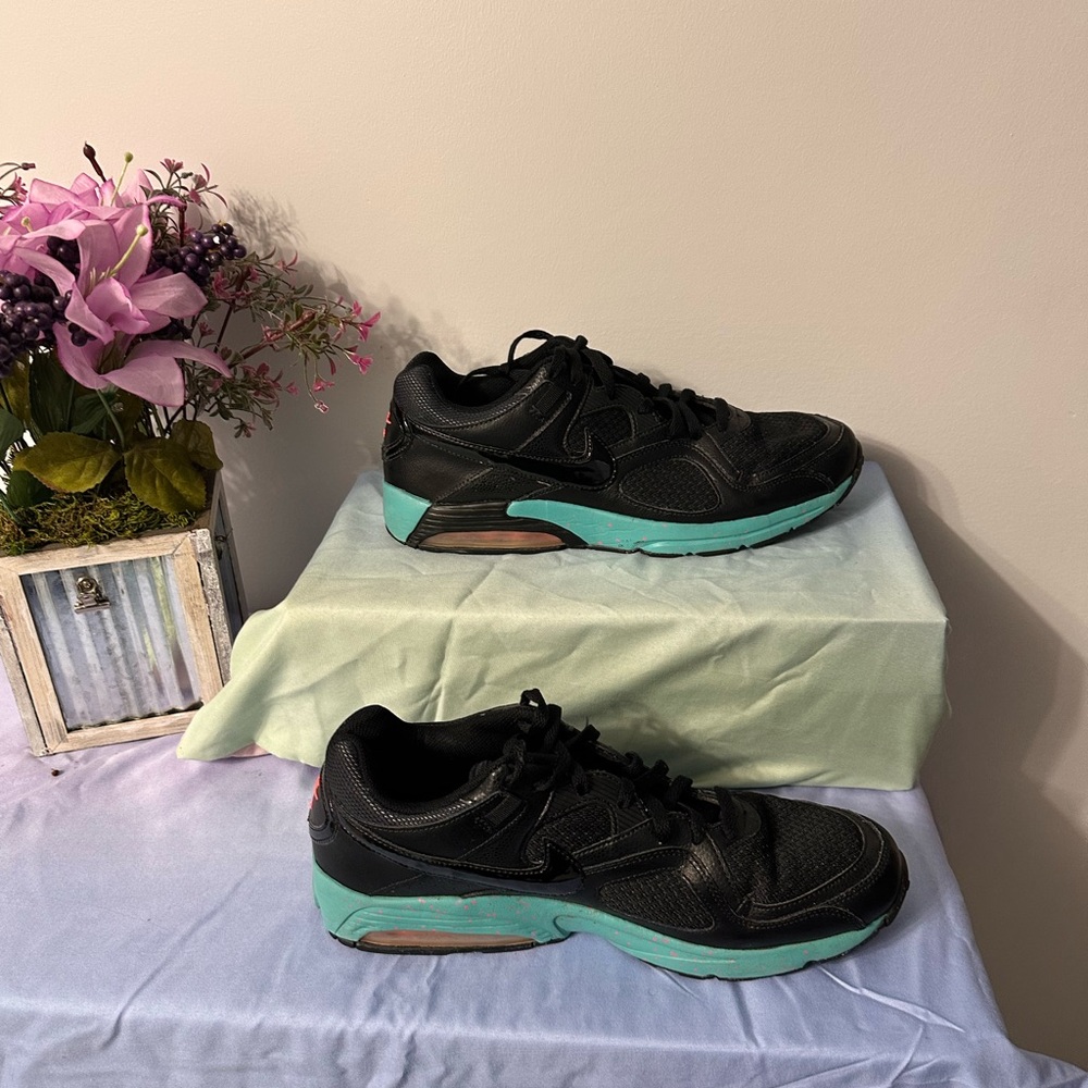 Nike Air
